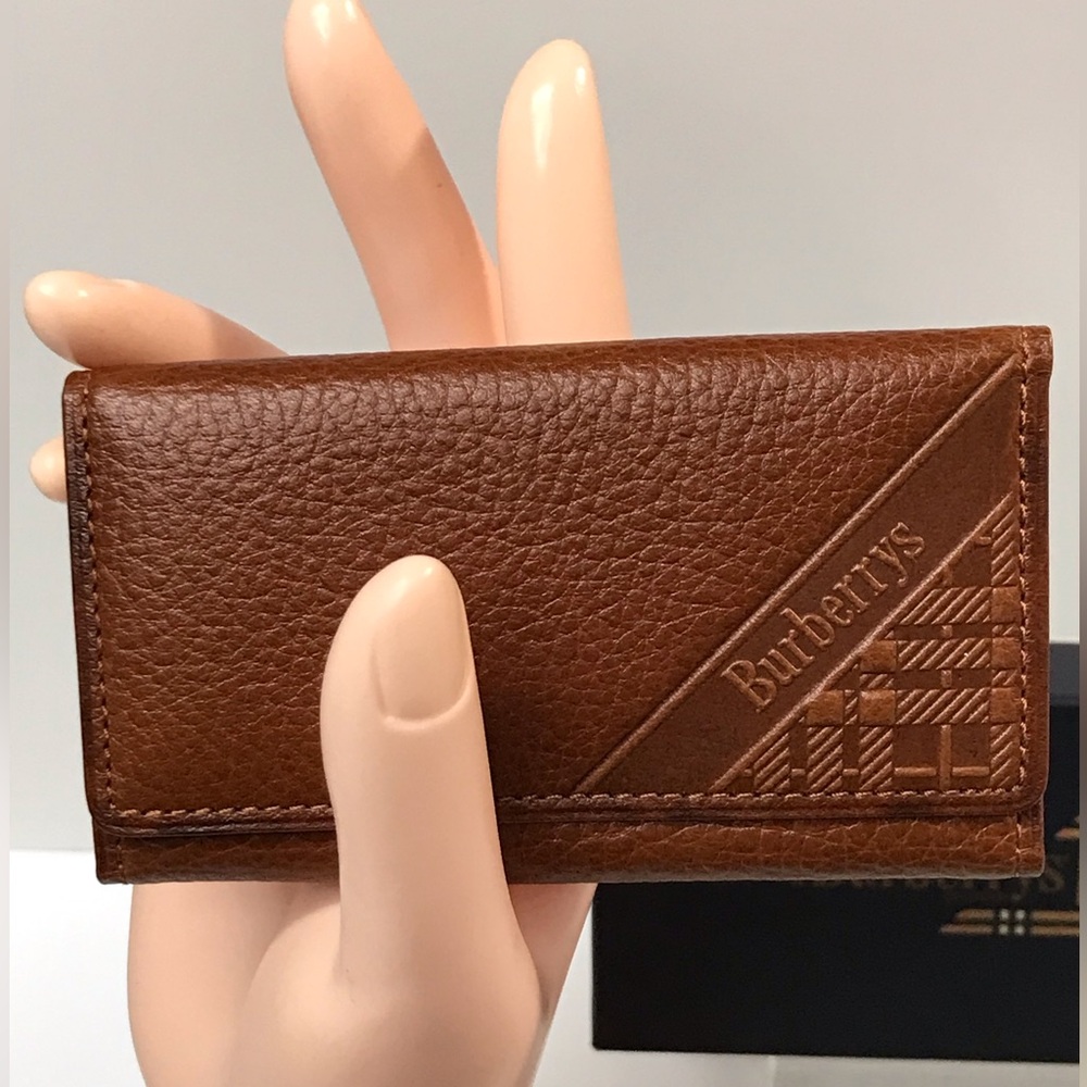 BURBERRY Leather 5-Key Holder Case 😍 - Picture 11 of 17